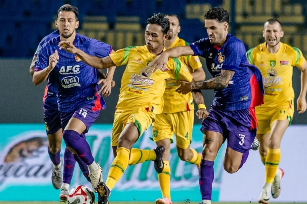 Final Catur Pamungkas Cetak Gol Debut Setelah 85 Laga! 3 Fakta Laga Imbang Persebaya vs Persik Kedir