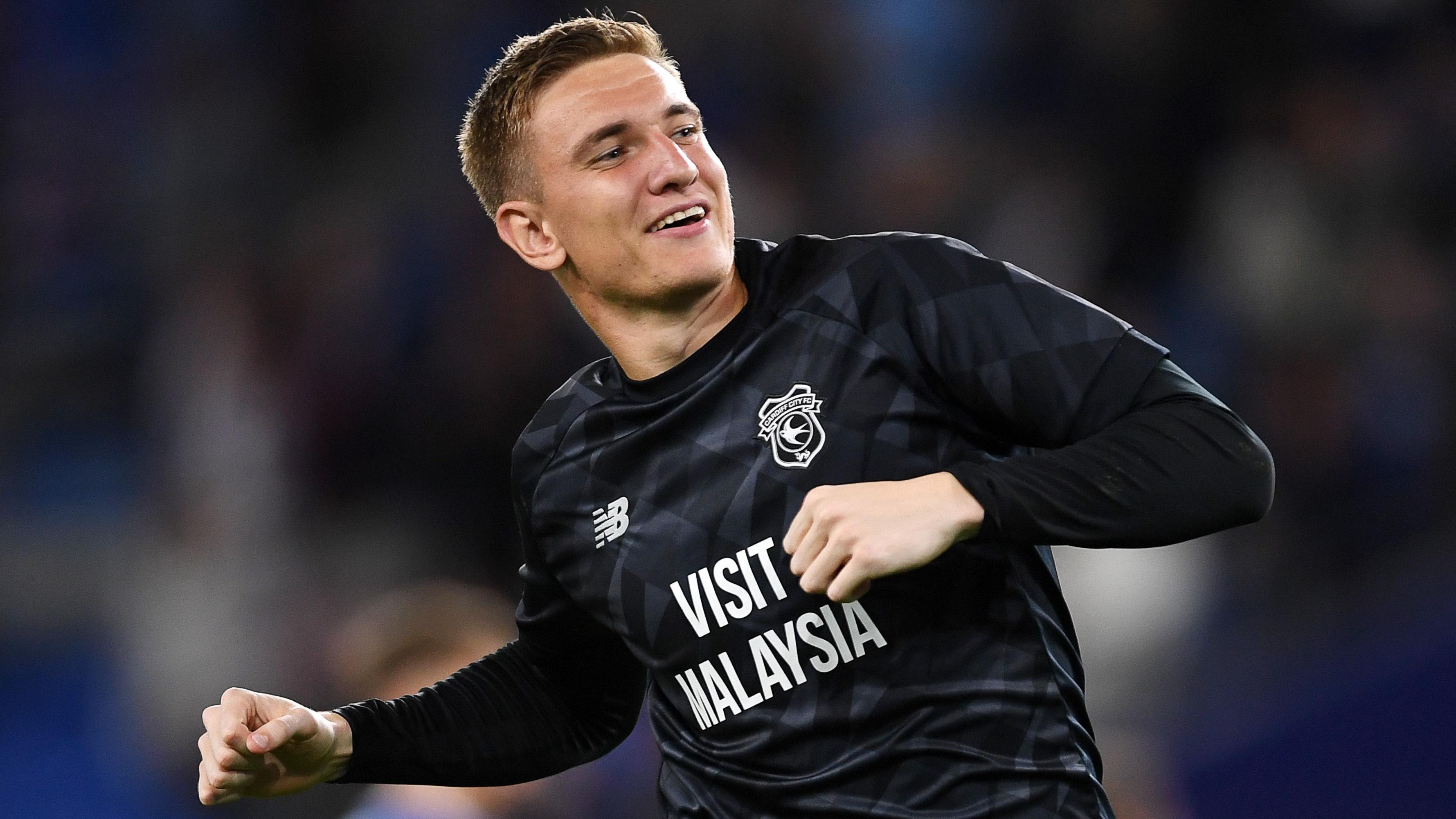 El portero Turner firma un nuevo contrato con el Cardiff City