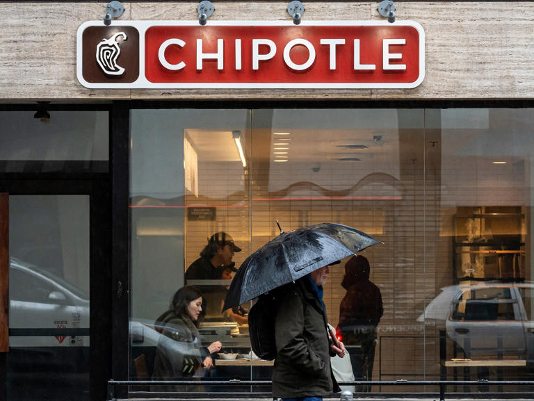 Some restaurant chains are sounding the alarm about consumers