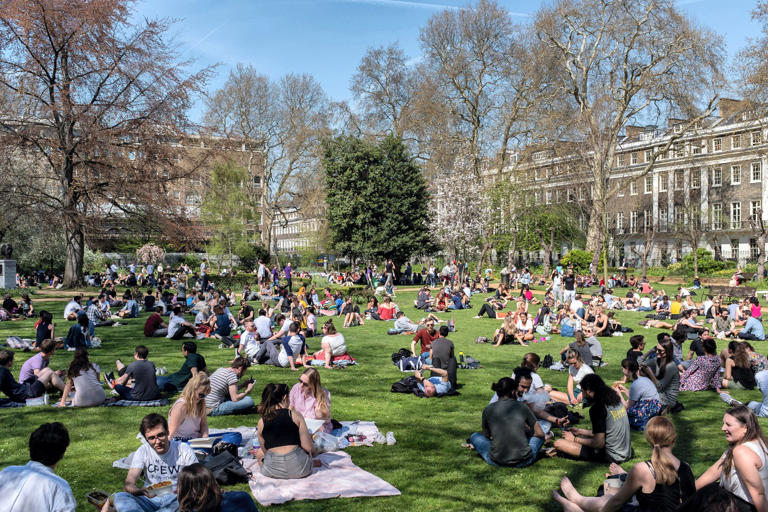 A book lover’s guide to London: 10 literary things to do in the city of ...