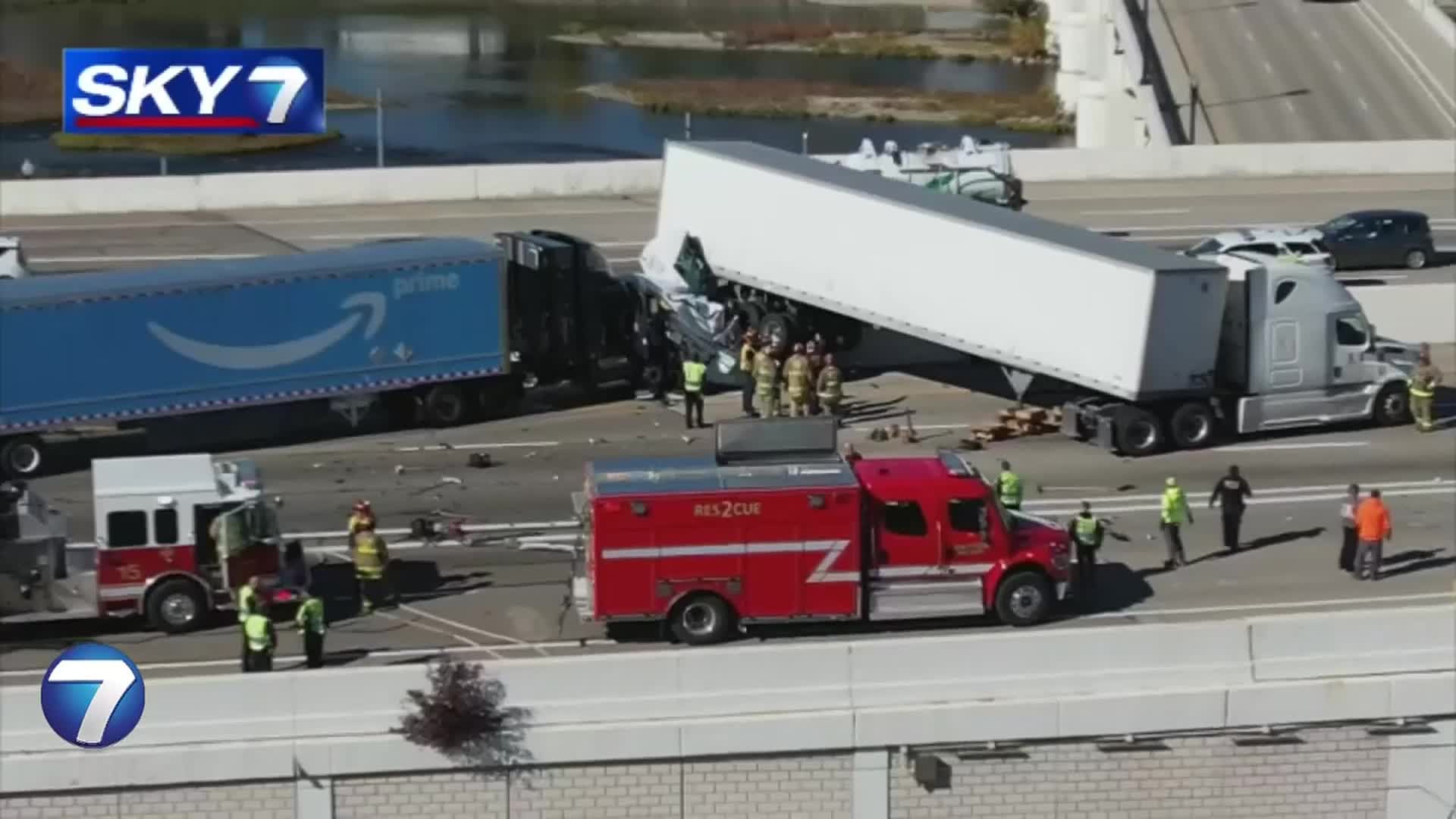 Coroner IDs 34-year-old man killed in four-vehicle crash on I-75
