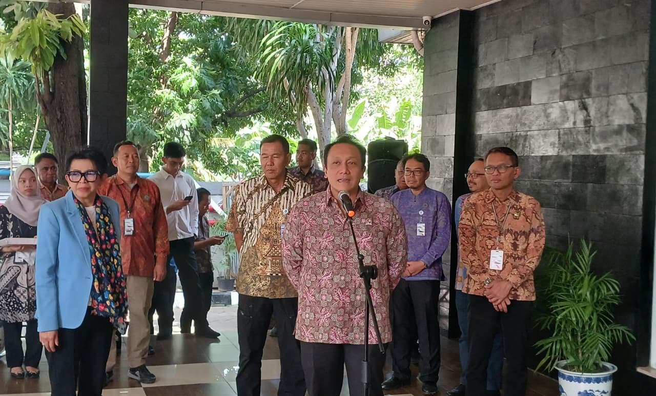 KLH Perbarui Sistem Pengaduan dan Izin Lingkungan