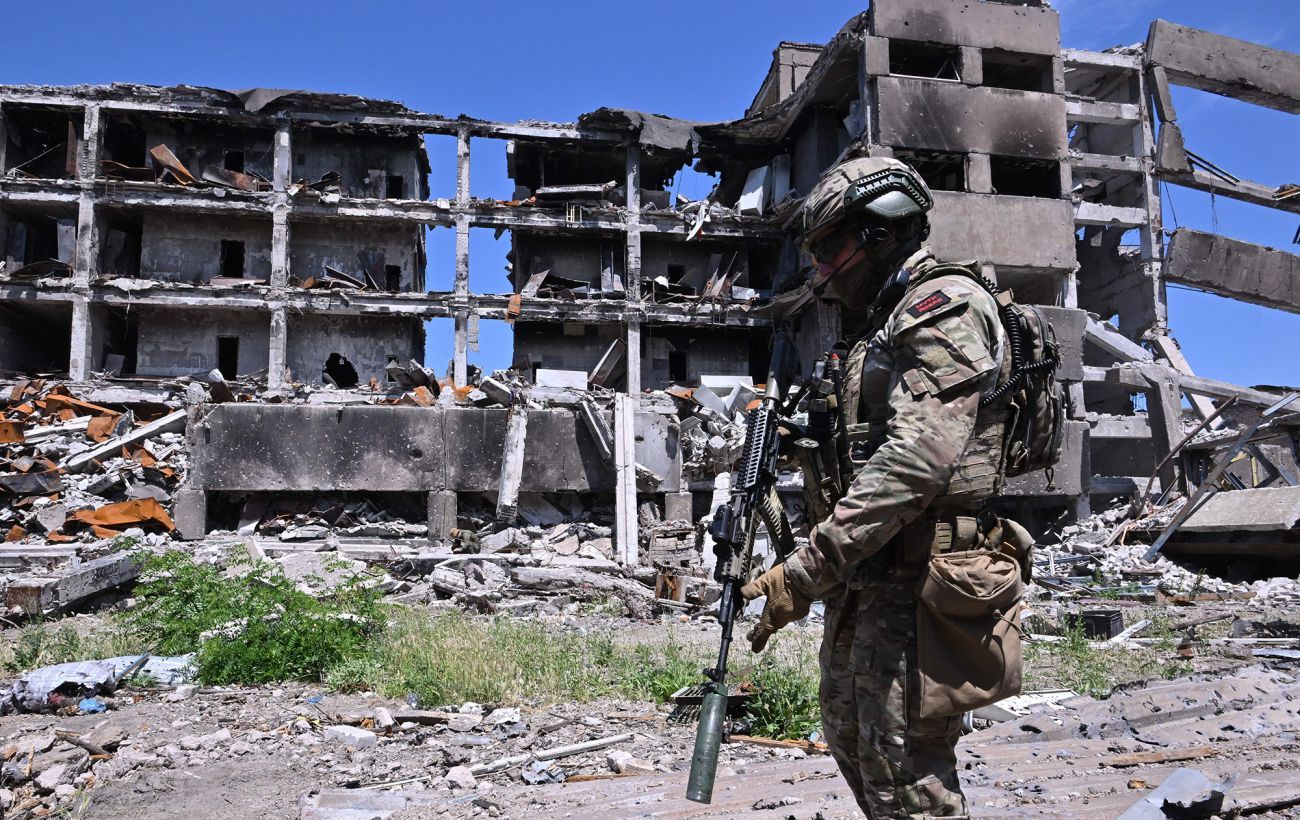 Russian troops trying to expand foothold in north of Ukraine's Kharkiv ...