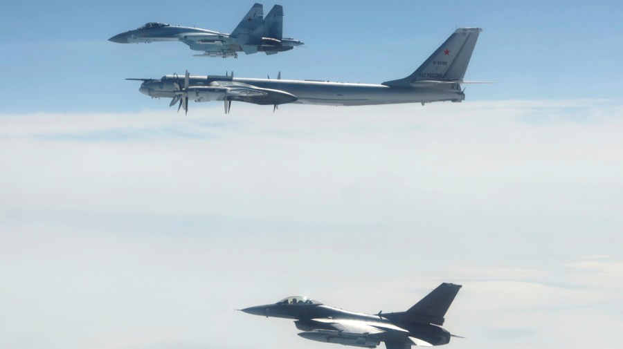 Fighter jets intercept Russian warplanes near Alaska