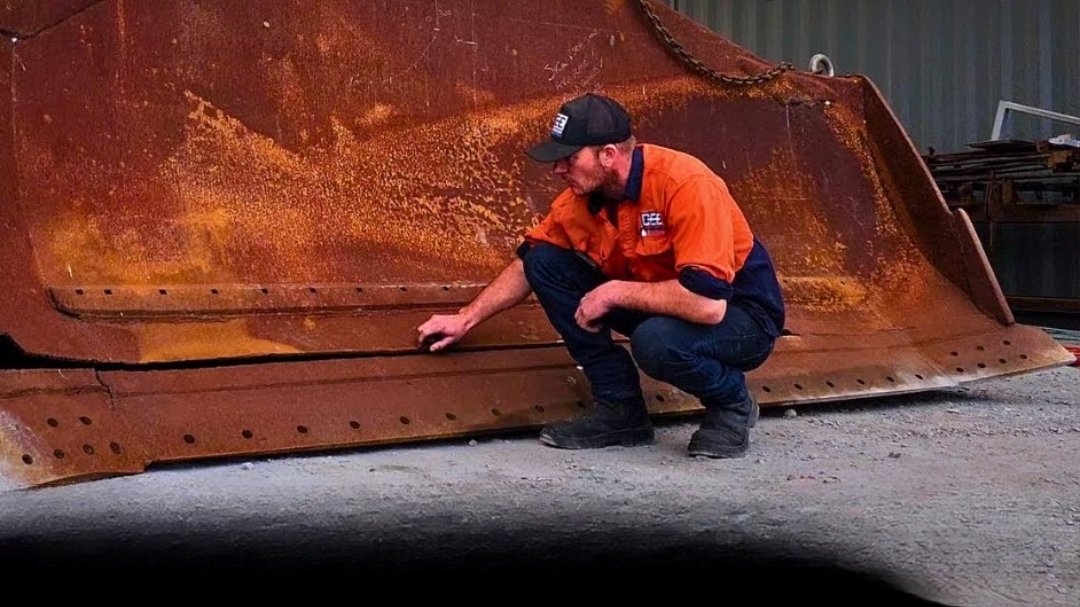 This Bulldozer Blade Needed a Massive Repair