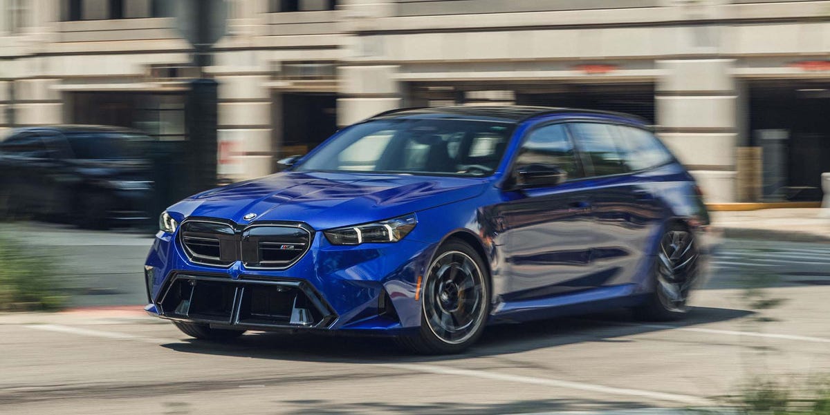 The 2025 BMW M5 Touring Is a 717-HP, 190-MPH Hybrid Wagon That Truly ...