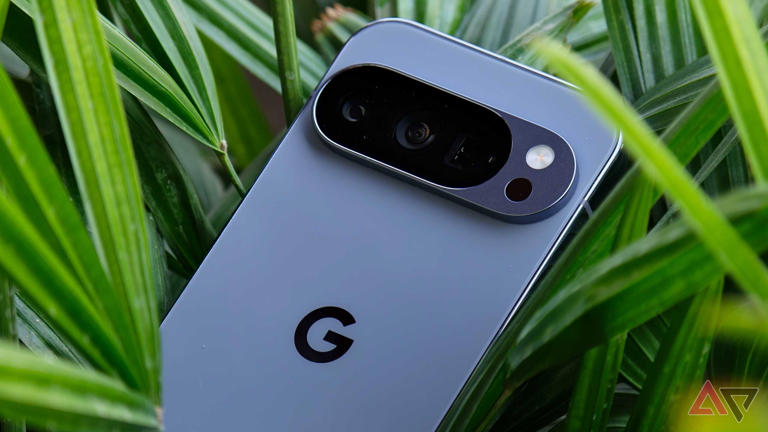 Your Pixel phone can now fix its own Bluetooth problems through this ...