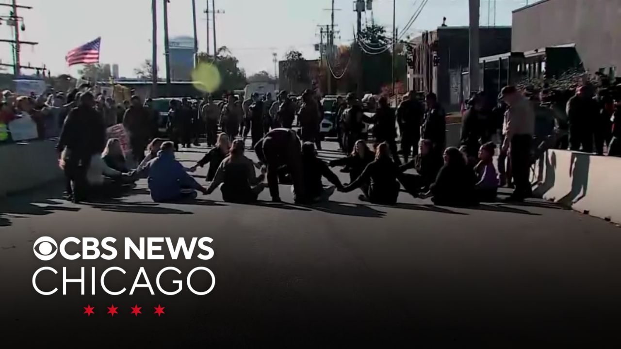 15 women arrested after sit-in outside ICE facility in Broadview