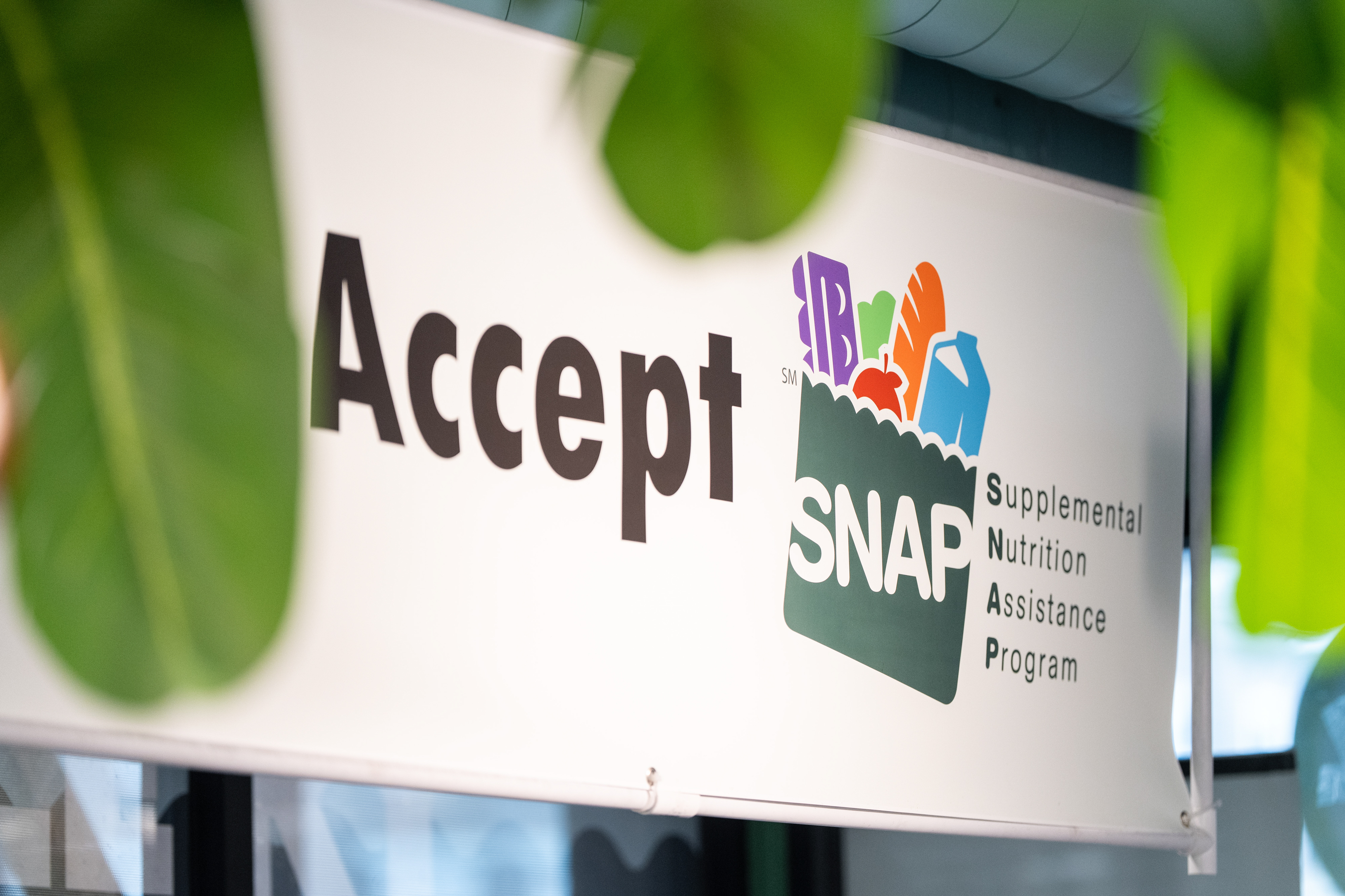 Some states begin distributing SNAP benefits despite legal uncertainty