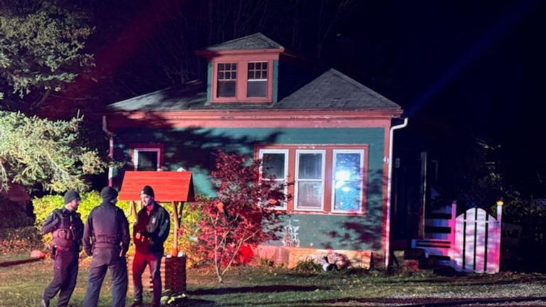 Three displaced after fire in Portsmouth