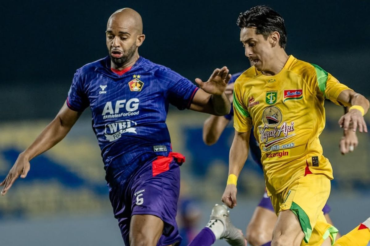5 Kartu Merah di Pekan ke-12! Persebaya Di bawah Perez Catat Rekor Buruk