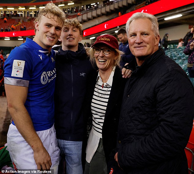 Why the son of a Wallabies legend is playing for Italy this weekend ...