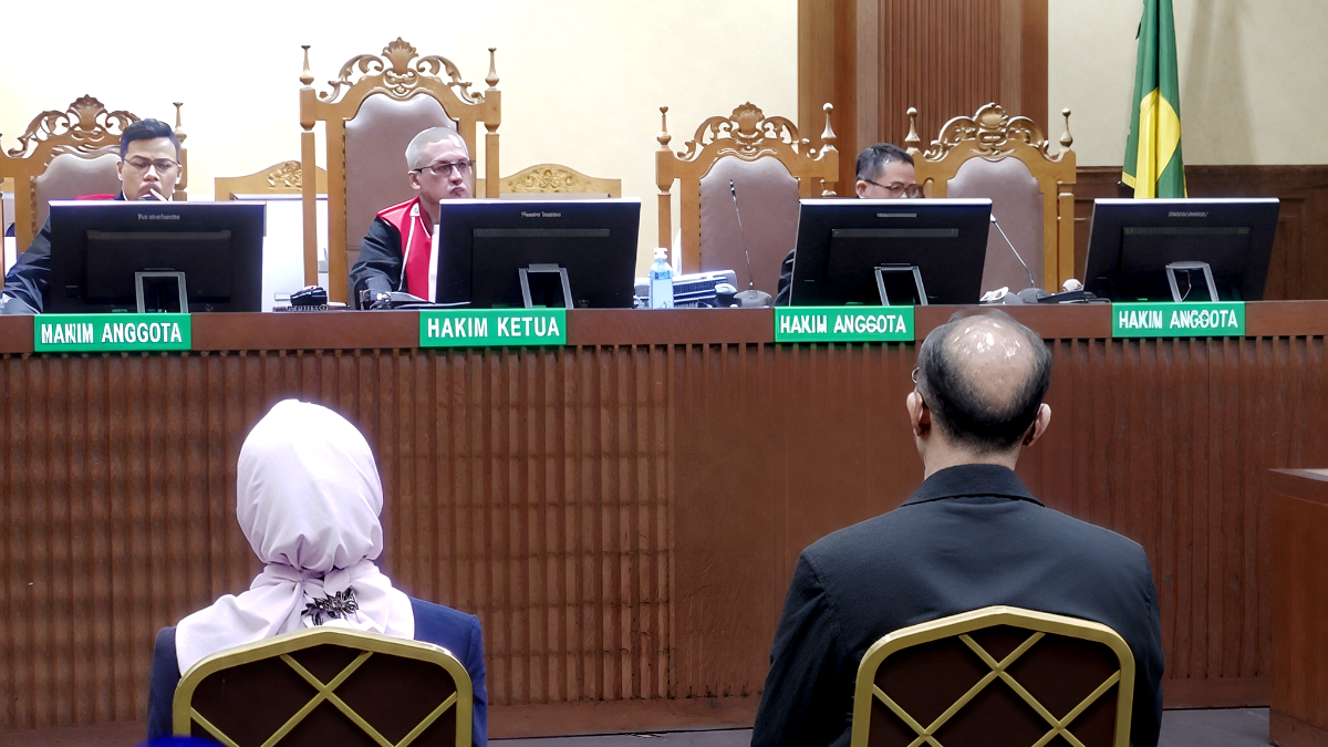 Eks Dirut ASDP Ira Puspadewi Didakwa 8 Tahun 6 Bulan Penjara Terkait Kasus Korupsi Rp1,25 Triliun 2 AA1Q1OP9