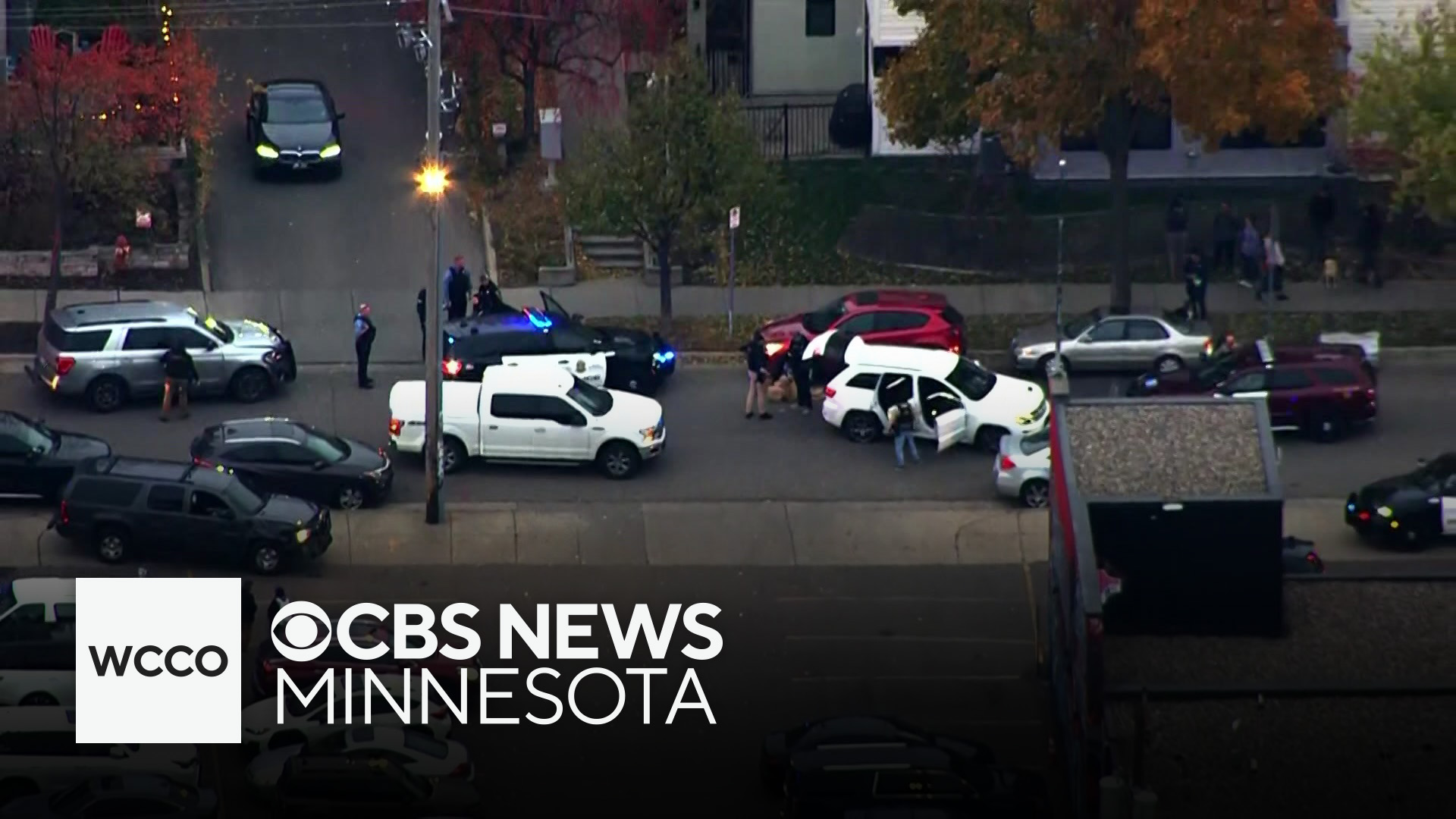 4 arrested after chase involving stolen car ends in Uptown