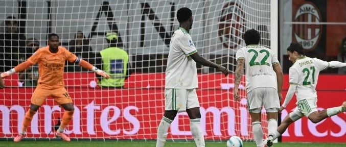 Ini Alasan AC Milan Tunda Kick-off, Denda Rp155 Juta dan Pemain Mimisan