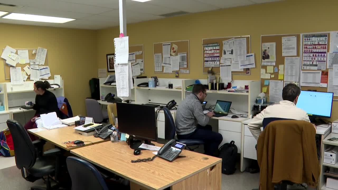 Montreal family doctors say Bill 2 threatens home care clinic