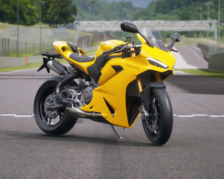 Ducati’s New Motorcycles Resurrect a Decades-Old Tradition and One of ...