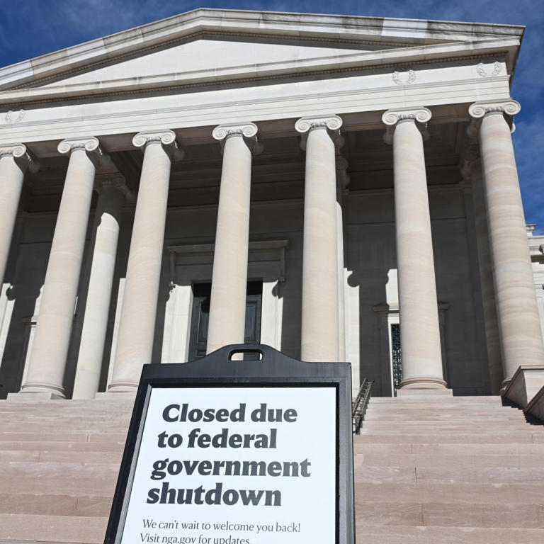 El cierre del gobierno le cuesta a la economía miles de millones de dólares cada semana.