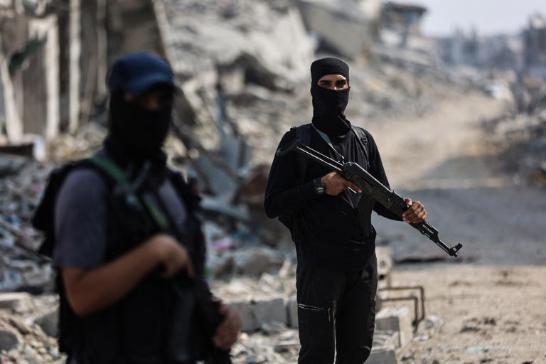 Estados Unidos refuerza su presencia en Gaza para apoyar el frágil alto el fuego.