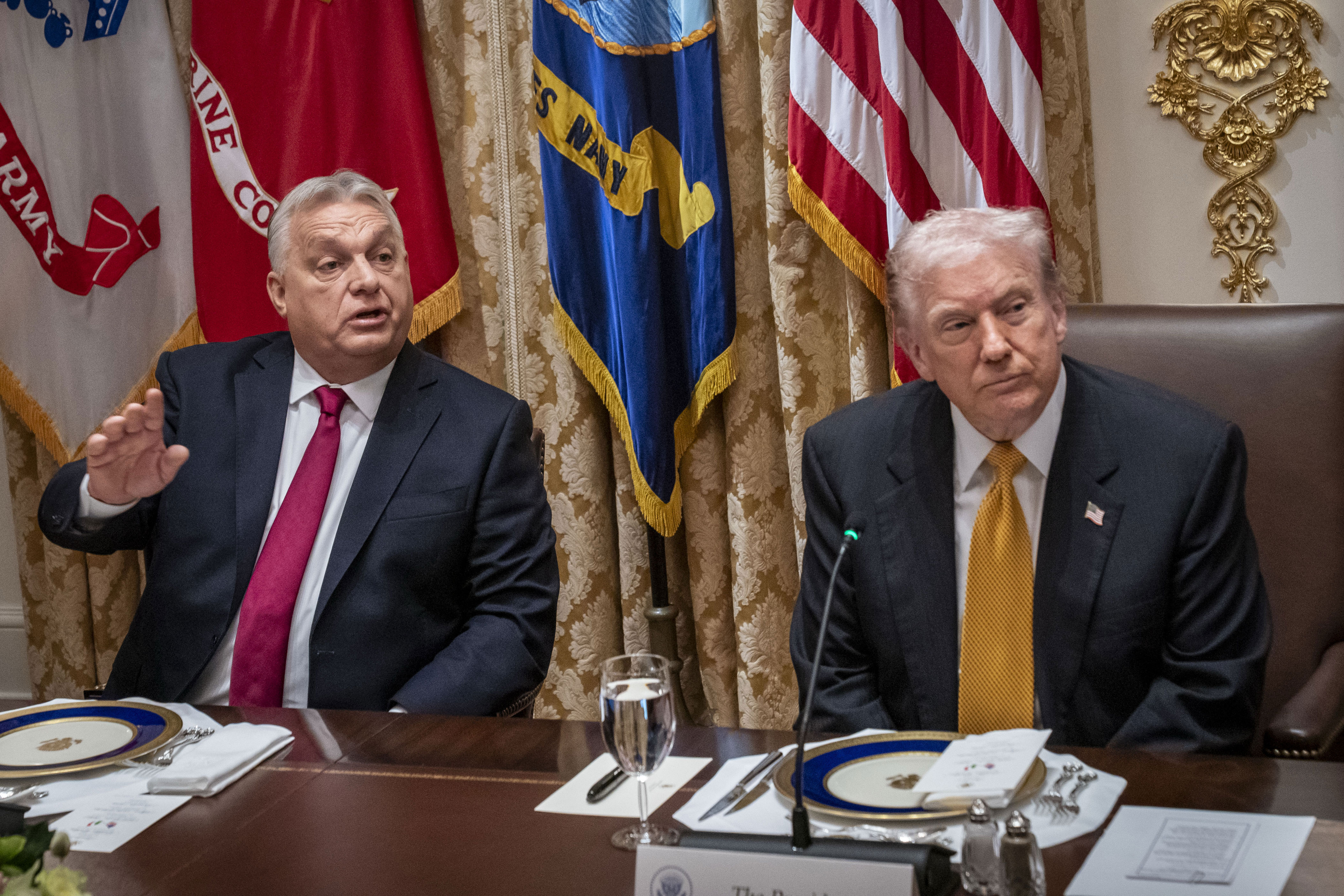 Trump coquetea con la idea de eximir al húngaro Orbán de las sanciones petroleras rusas.