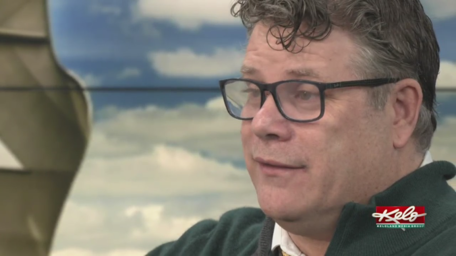 Samwise, Rudy, advocate: Sean Astin visits Sioux Falls