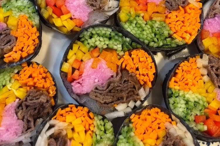 Kimbap Sehat Tanpa Nasi, Kreasi Veggie Beef Tanpa Beras