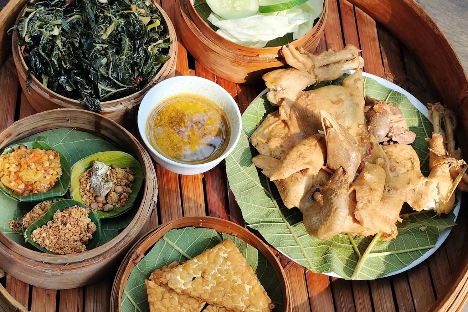 Waroeng Tedoeh, Surga Kuliner Pedesaan yang Menenangkan Hati di Bantul