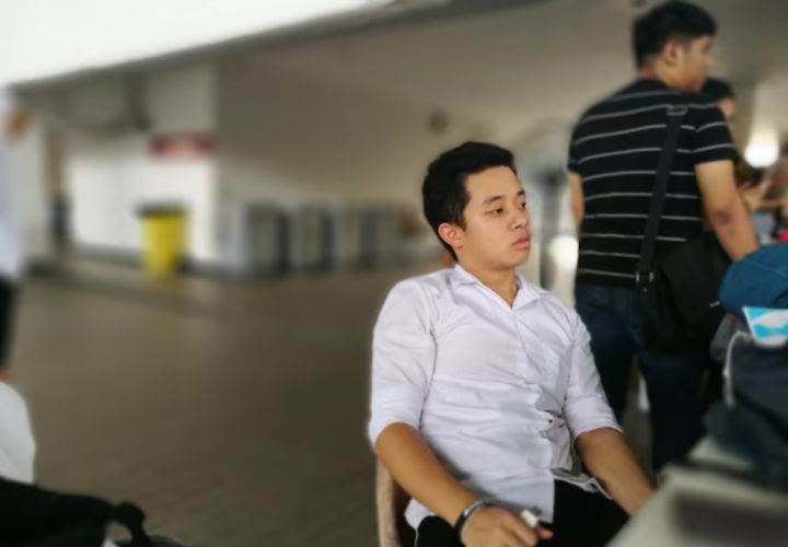 10 Kalimat yang Biasanya Diucapkan Orang Tidak Bahagia Tanpa Disadari