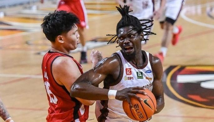 Maroons dispose of Red Warriors, close in on top seed