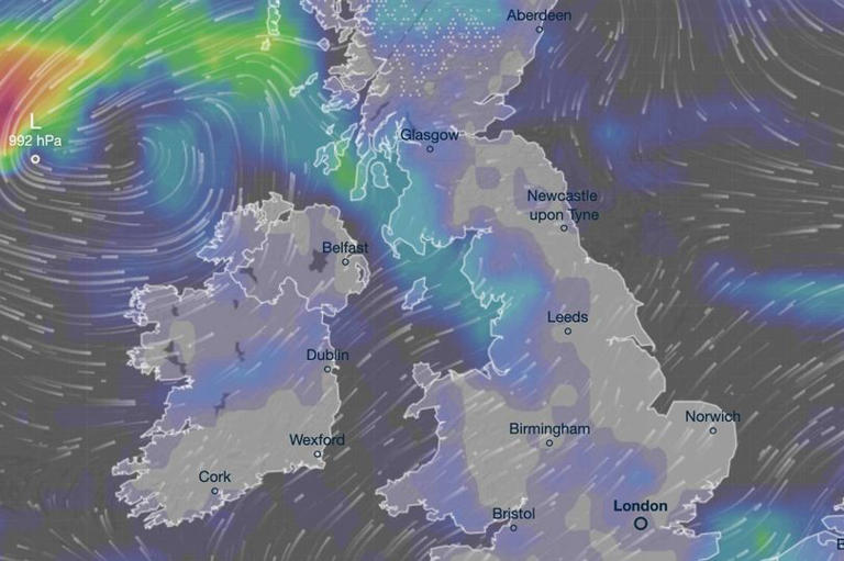 UK weather forecast: Exact date first snow could hit as maps turn white