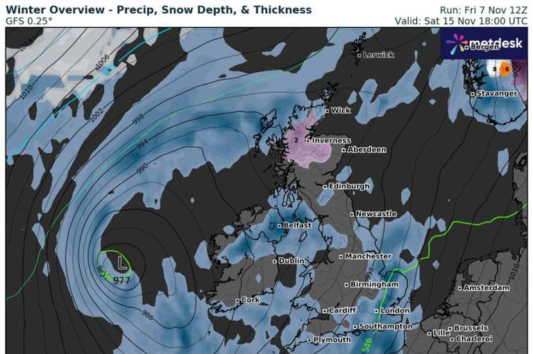 UK weather forecast: Exact date first snow could hit as maps turn white