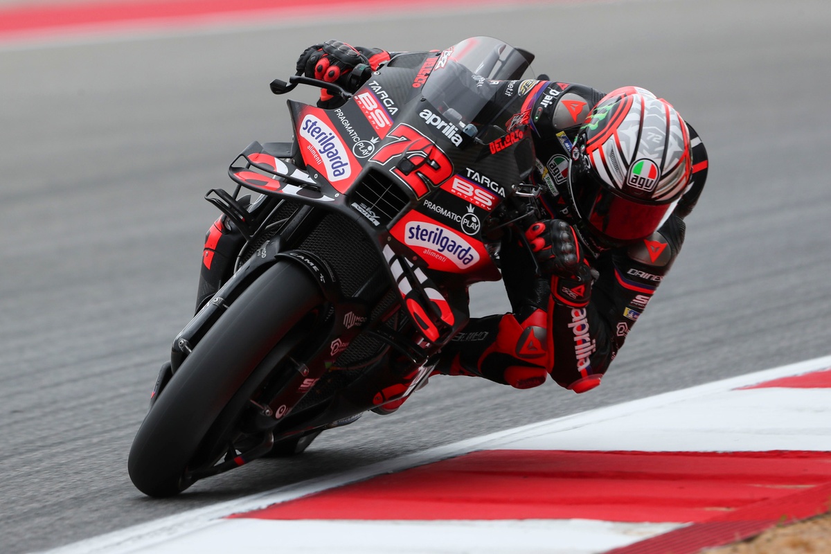MotoGP | Grande pole di Bezzecchi davanti ad Acosta a Portimao, Bagnaia ...