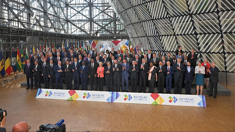 La cumbre UE-CELAC de 2023 contó con una alta asistencia por ambas partes. European Union, 2023.