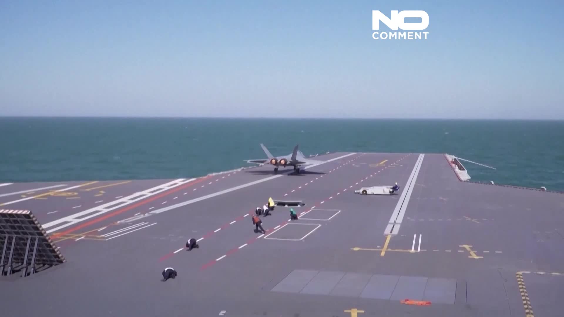 « Fujian » : le porte-avions chinois le plus avancé entre en service