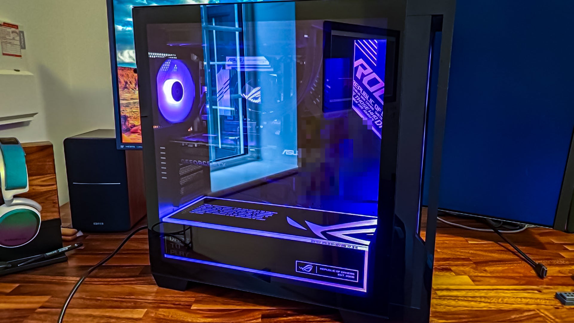 Asus ROG G700 Gaming PC Review