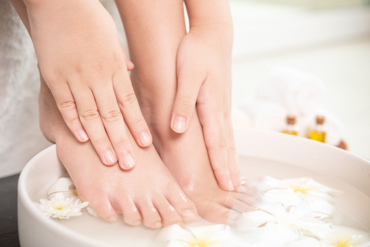5 Tips Sederhana Cegah Bau Kaki dari Aktivitas Harian