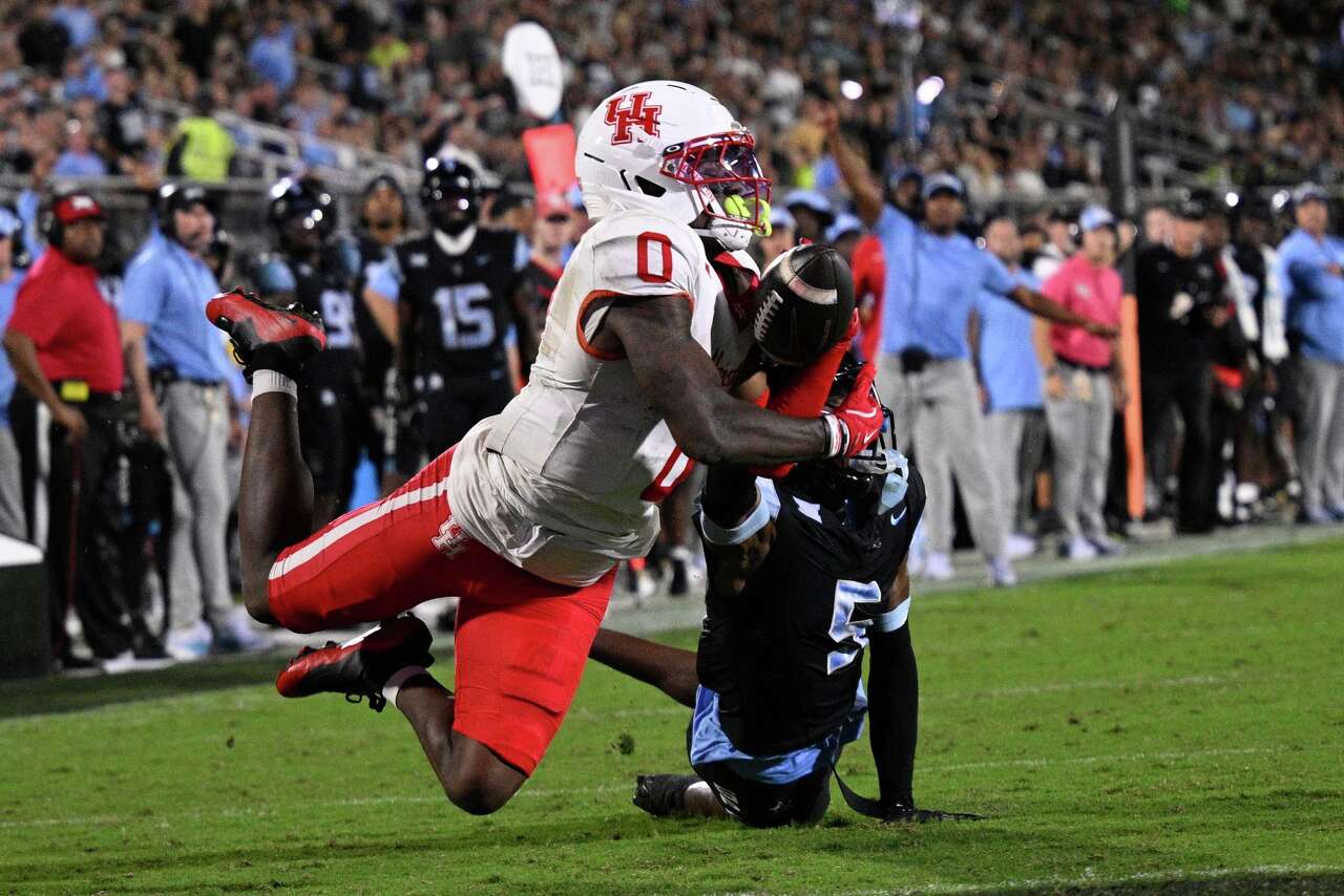 Cougars get a late field goal and interception to beat UCF