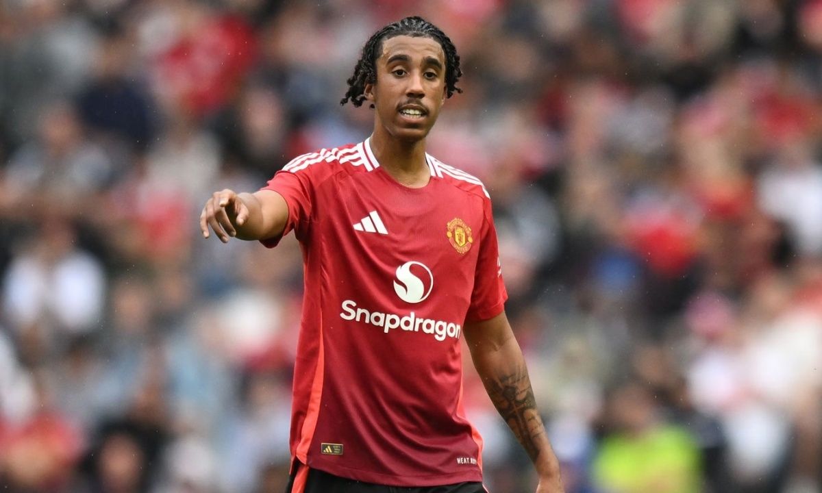 Leny Yoro Tegaskan Tak Menyesal Pilih Manchester United Daripada Real Madrid