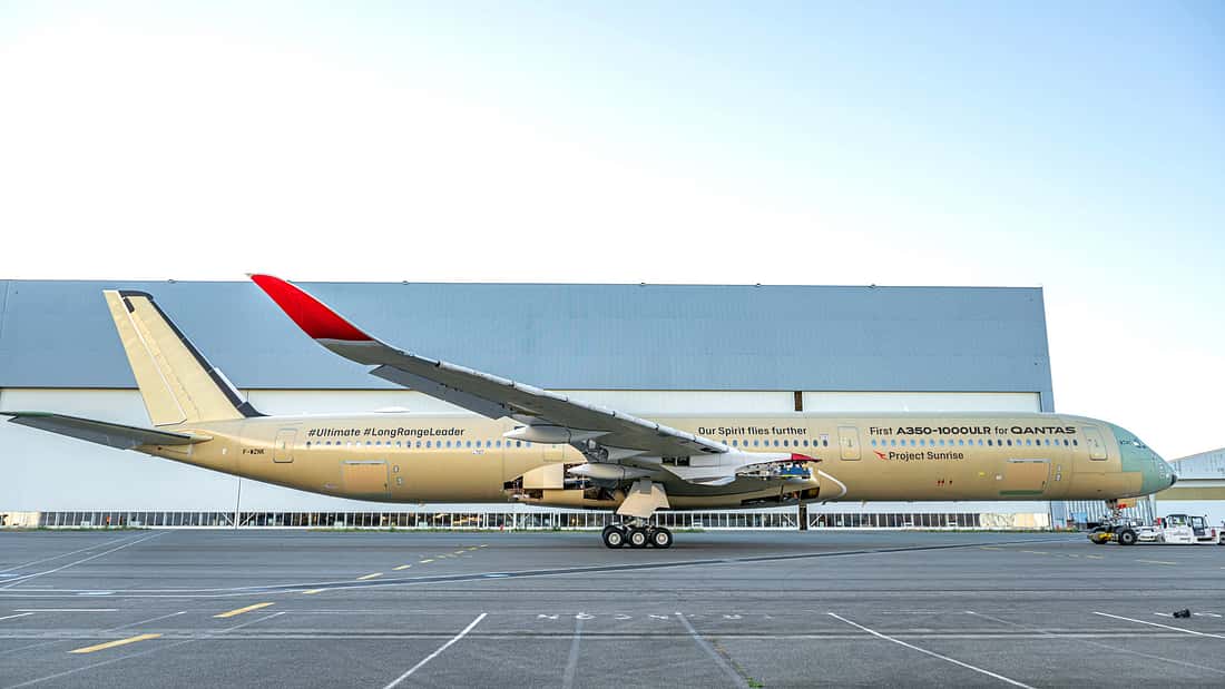 Ultralangstreckenjet für „Project Sunrise“: Erster Airbus A350-1000ULR ...
