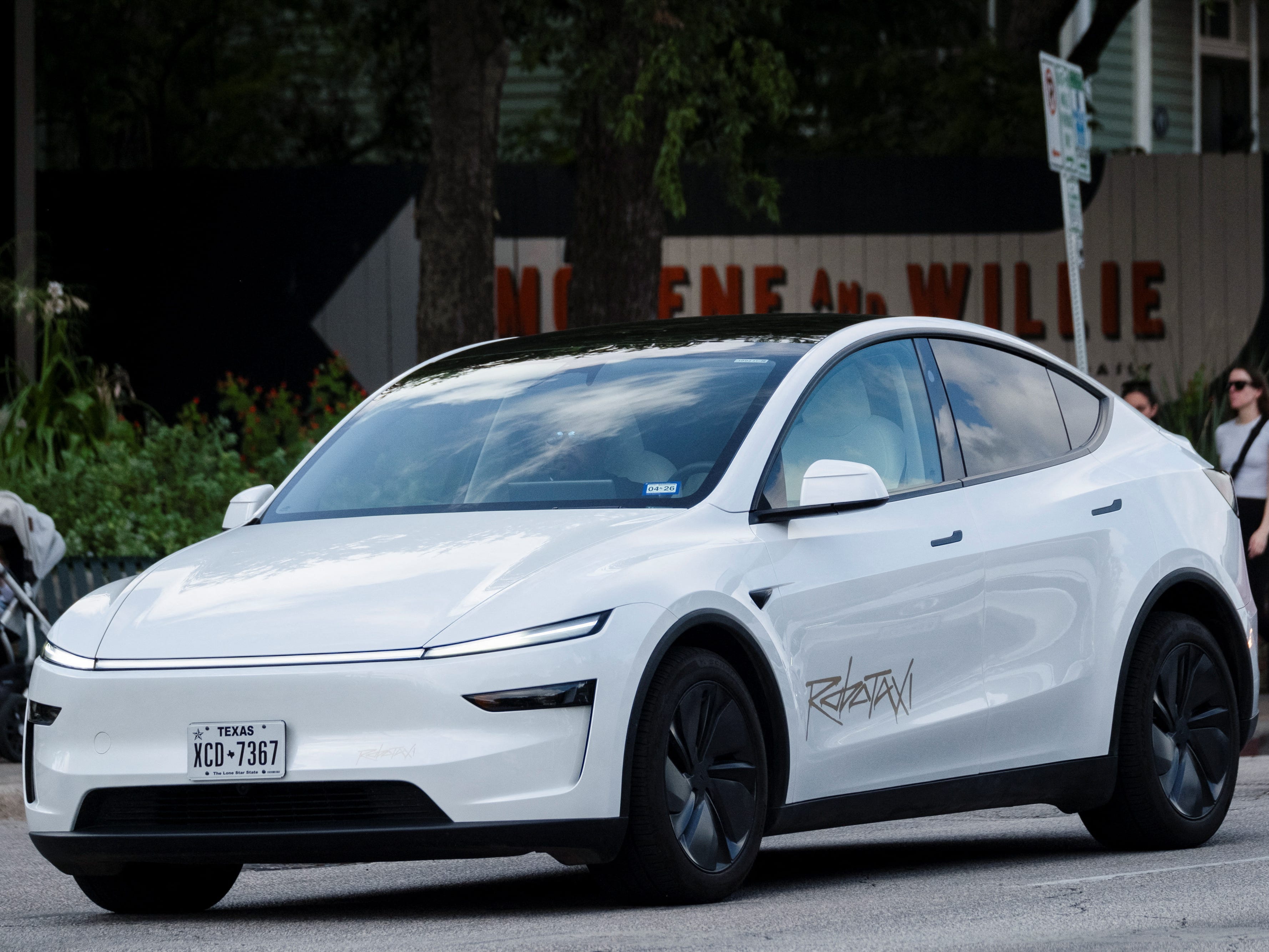 These are the states where Tesla is racing to hit Elon Musk's end-of ...