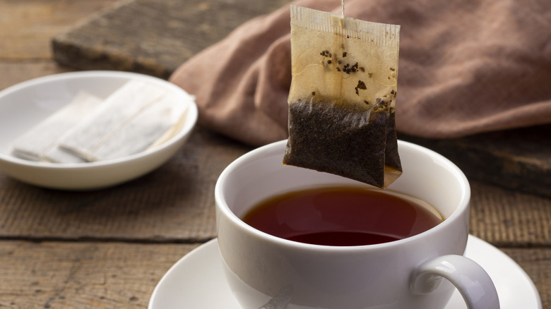 Keep Glassware Sparkling Clean With This Clever Tea Bag Hack