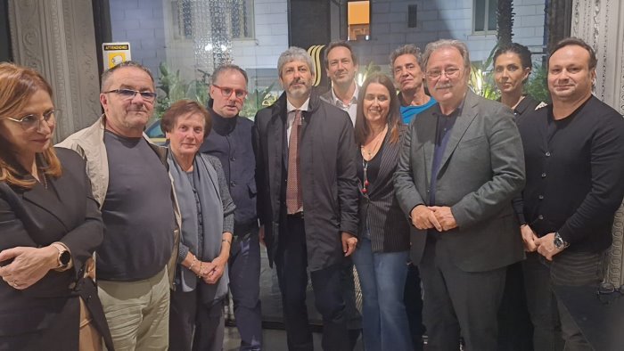 il comitato salute e vita incontra il candidato presidente roberto fico