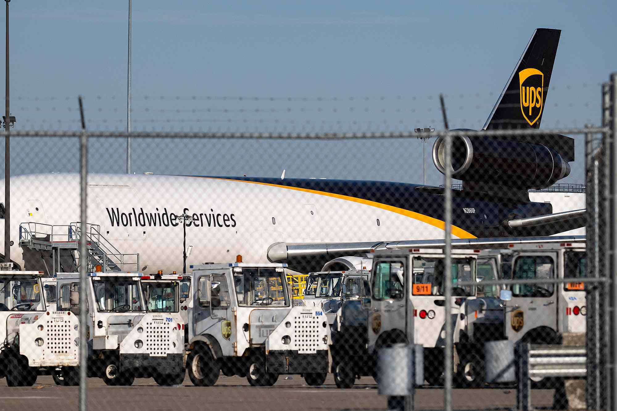 ups-and-fedex-ground-md-11-fleets-out-of-an-abundance-of-caution-as
