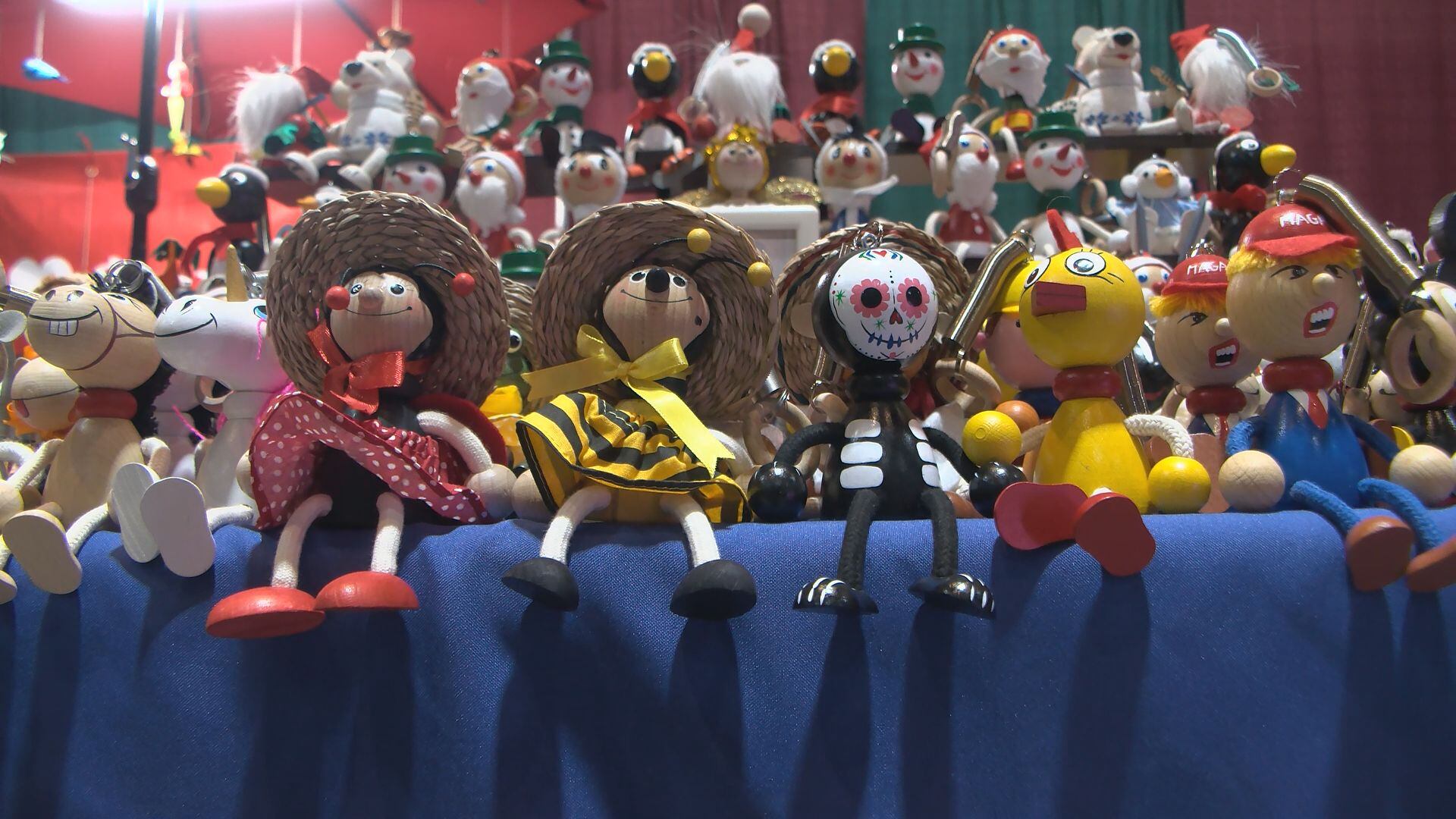 Over 350 vendors welcome shoppers to the Christmas City Gift Show in Biloxi