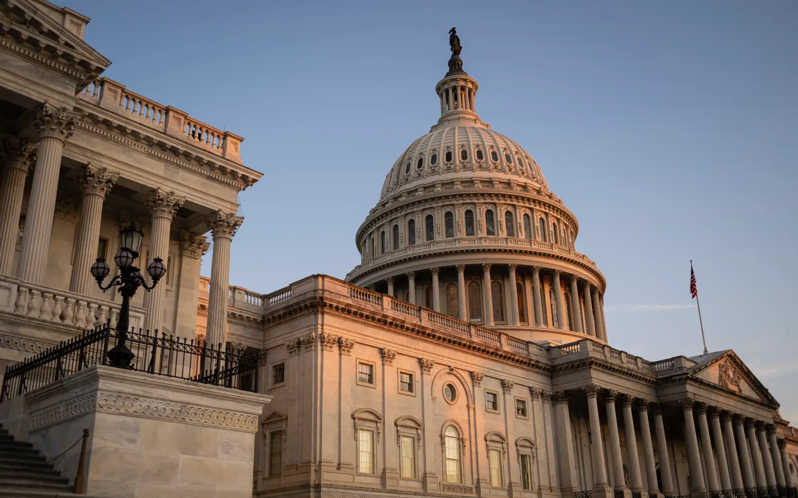US Congress votes to end record US government shutdown