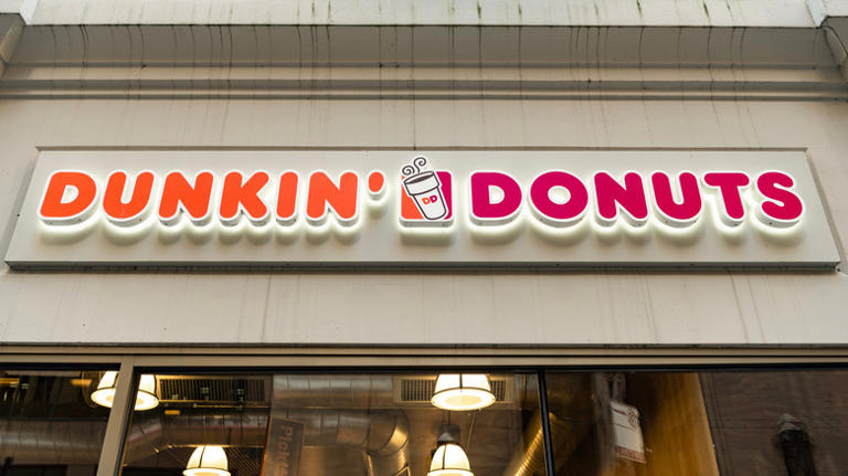 14 Fast Food Chains With The Least Helpful Employees, According To ...
