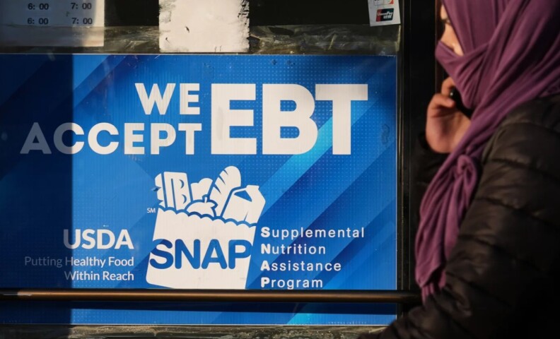 Supreme Court temporarily blocks full SNAP benefits even as they'd ...