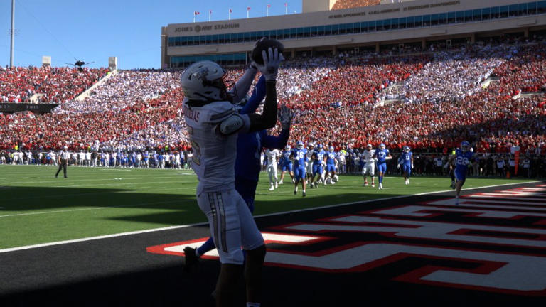 HIGHLIGHTS: No. 8 Texas Tech takes down No. 7 BYU in top-10 showdown