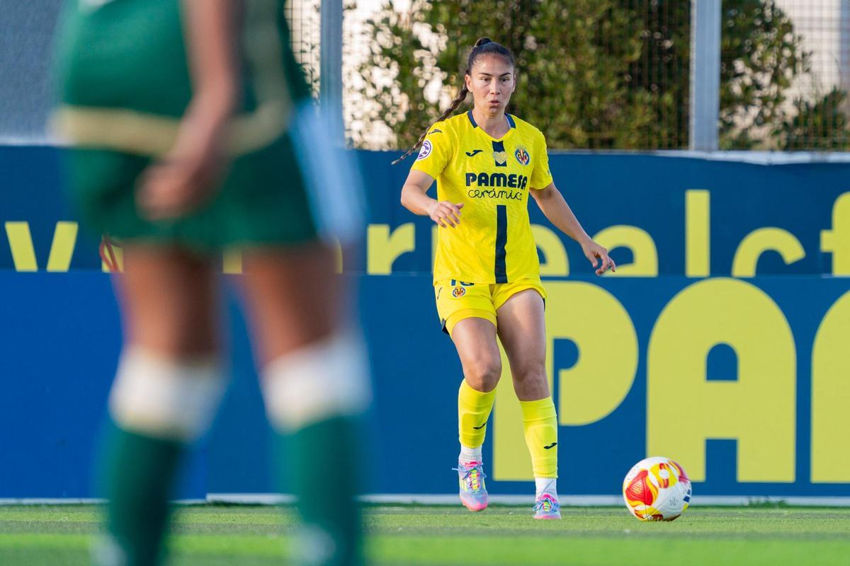 La crónica | El Villarreal femenino suma un punto ante un peleón ...