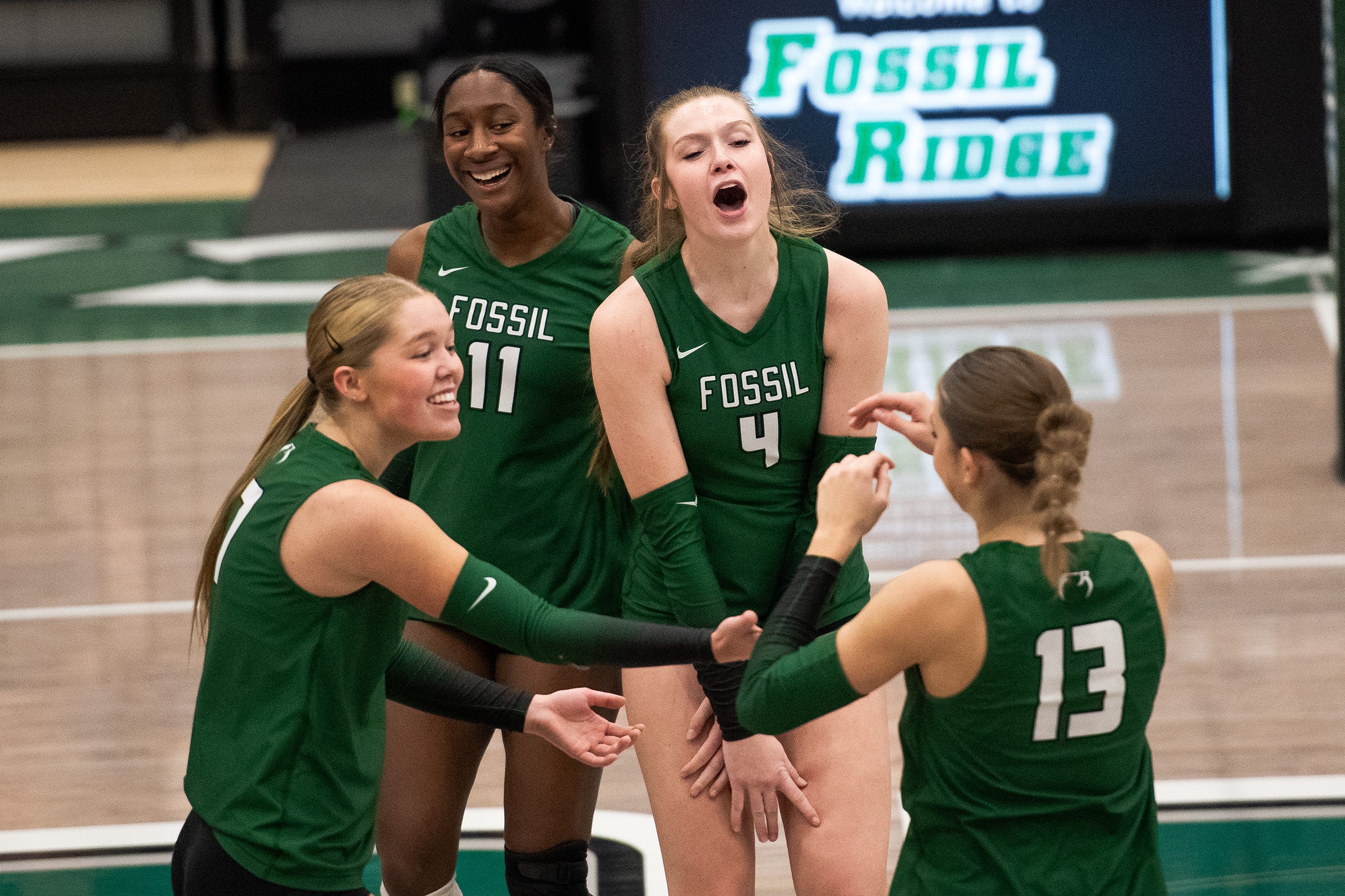 No. 1 Fossil Ridge rolls in home regional, makes state as Colorado 5A ...